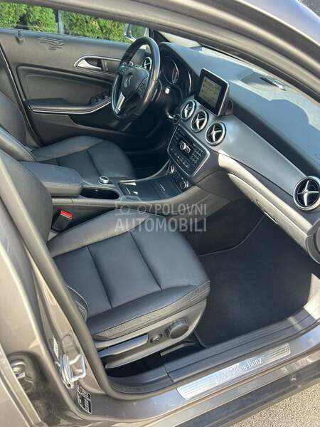 Mercedes Benz GLA 180 1.5 DCI