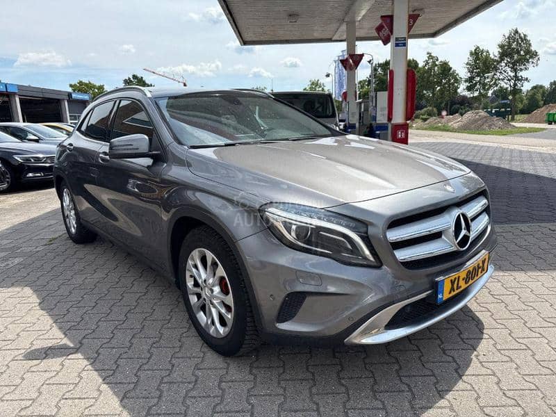 Mercedes Benz GLA 180 1.5 DCI