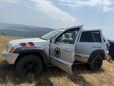 Jeep Grand Cherokee 5.7