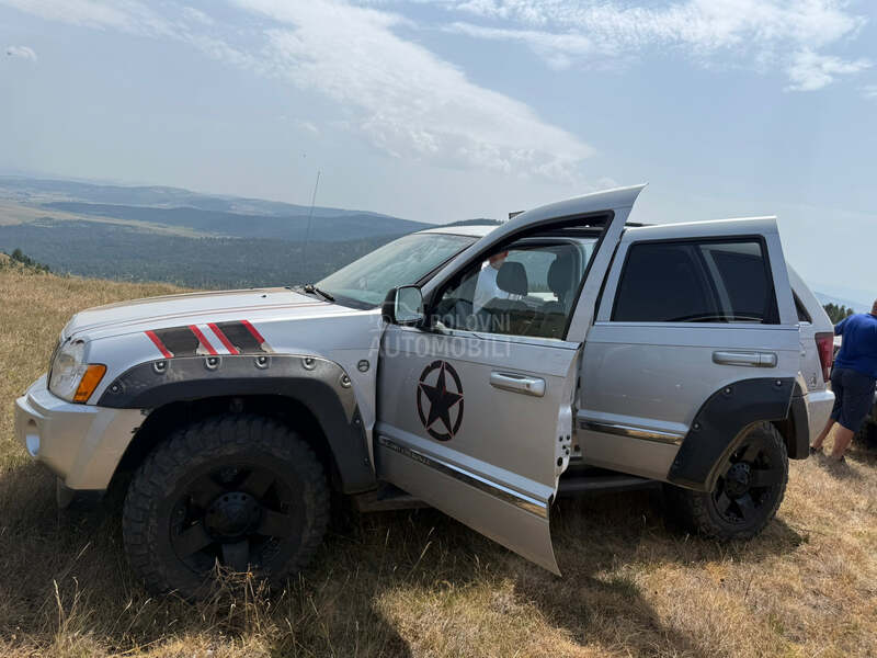 Jeep Grand Cherokee 5.7