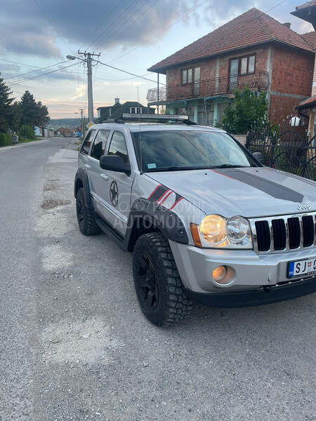 Jeep Grand Cherokee 5.7