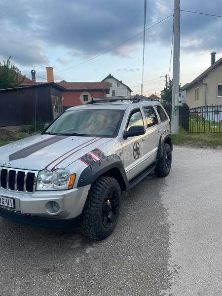Jeep Grand Cherokee 5.7