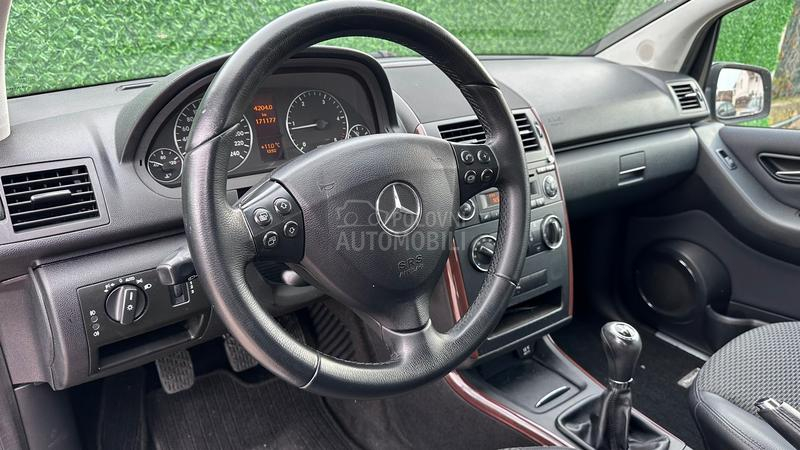 Mercedes Benz A 180 CDI NOV NOV
