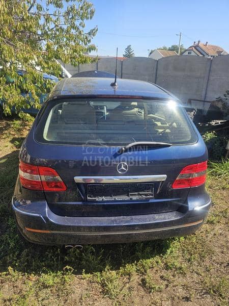 Mercedes Benz B 200 B200 2005. god. -  kompletan auto u delovima