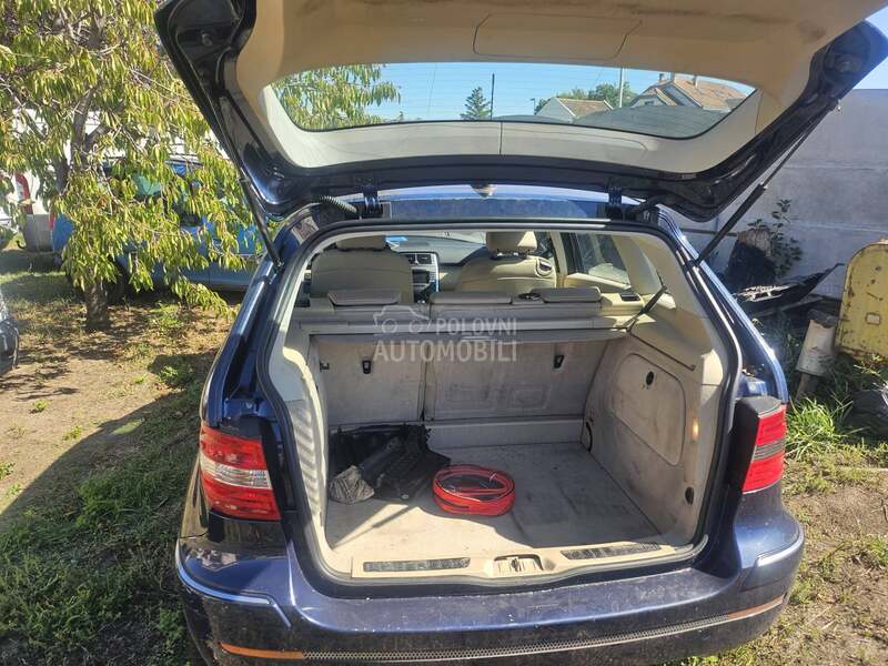 Mercedes Benz B 200 B200 2005. god. -  kompletan auto u delovima