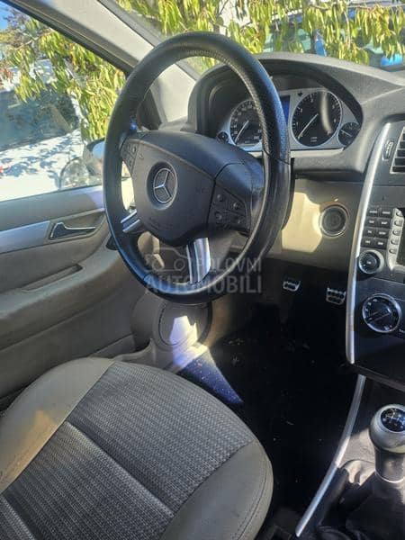 Mercedes Benz B 200 B200 2005. god. -  kompletan auto u delovima