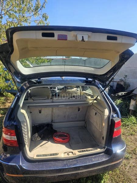 Mercedes Benz B 200 B200 2005. god. -  kompletan auto u delovima