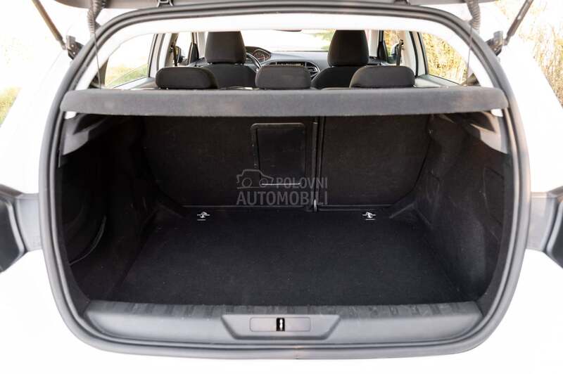 Peugeot 308 1.6HDI v.s.e.r.v.i.s