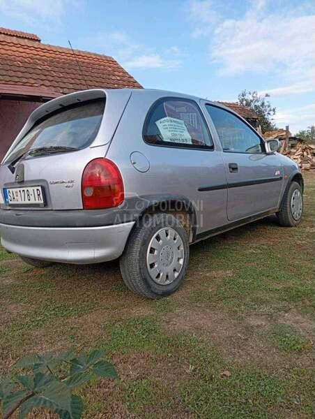 Opel Corsa B 1.2