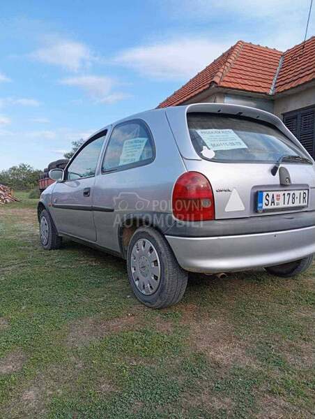 Opel Corsa B 1.2