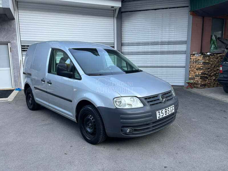 Volkswagen Caddy S A L O N