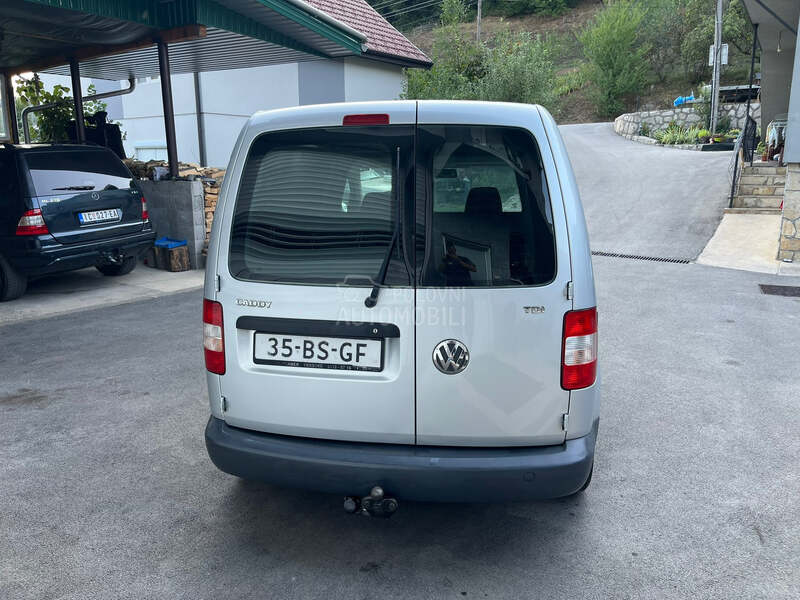Volkswagen Caddy S A L O N