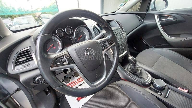 Opel Astra J 1.7 CDTI T.O.P.