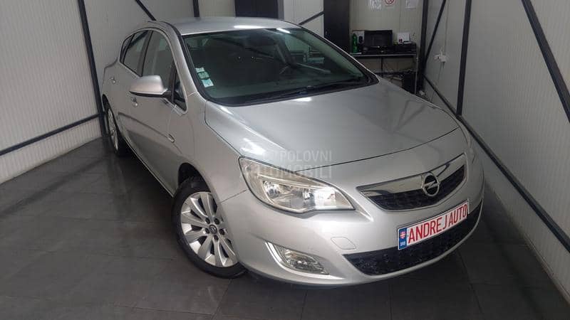 Opel Astra J 1.7 CDTI T.O.P.