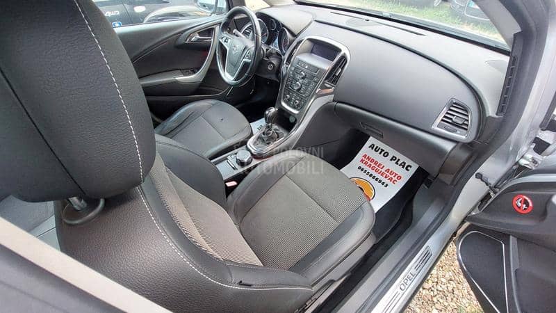 Opel Astra J 1.7 CDTI T.O.P.