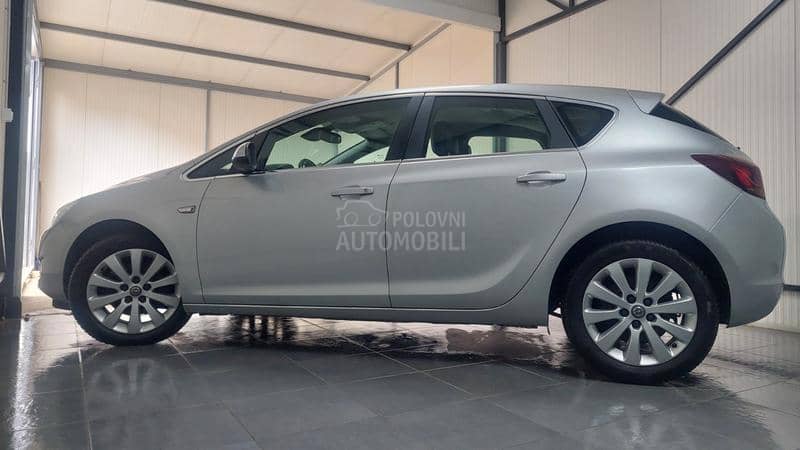 Opel Astra J 1.7 CDTI T.O.P.