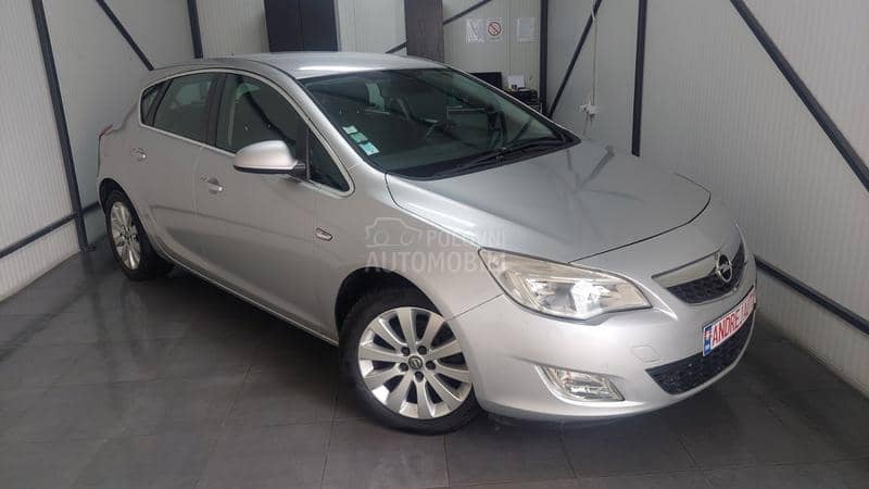 Opel Astra J 1.7 CDTI T.O.P.