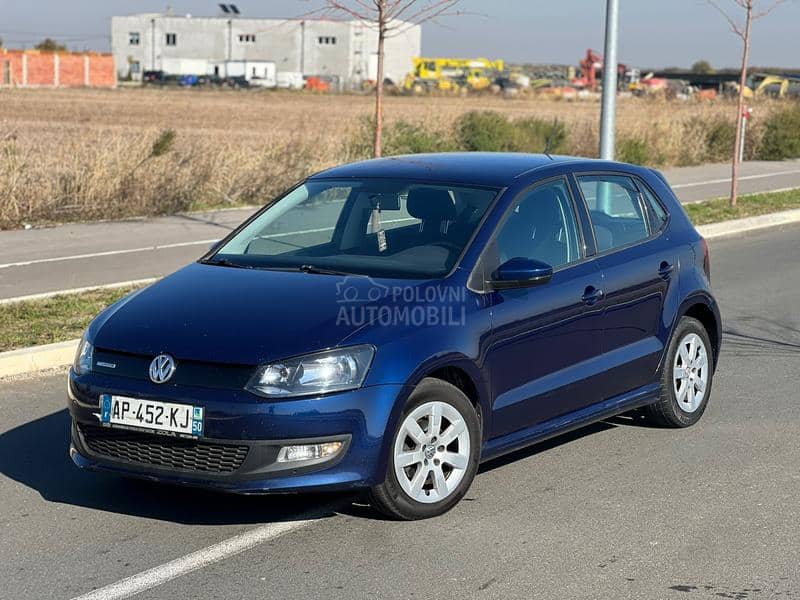 Volkswagen Polo HIGHLINE NA-VI