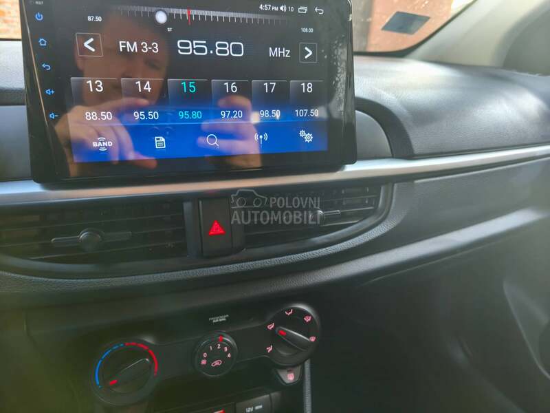 Kia Picanto 1.0 LX-FUN