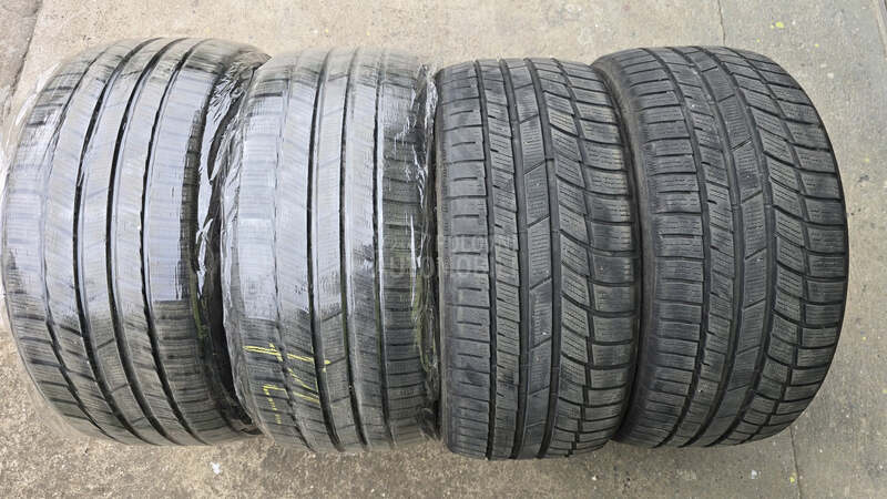 Toyo 255/35 R20 Zimska