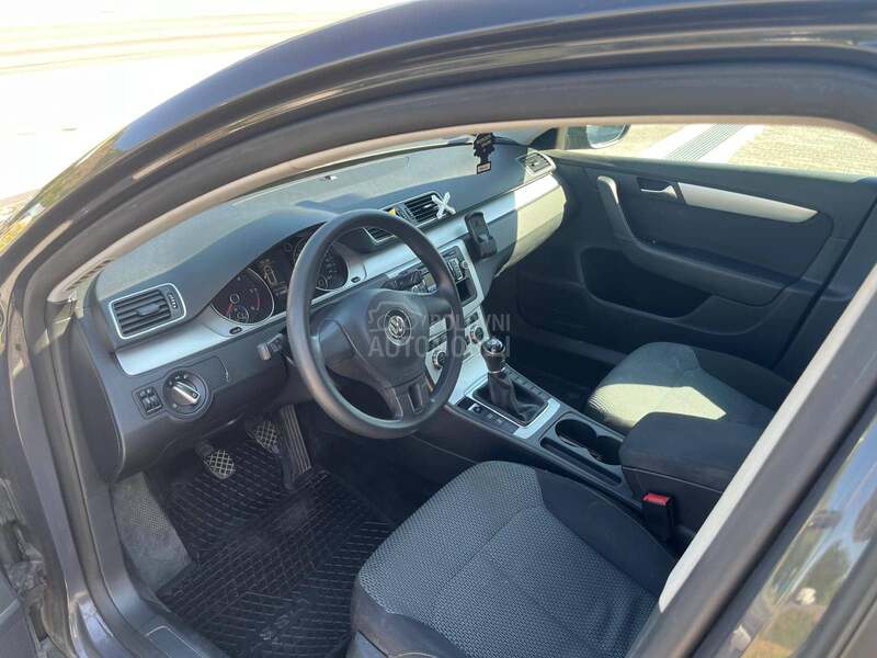 Volkswagen Passat B7 