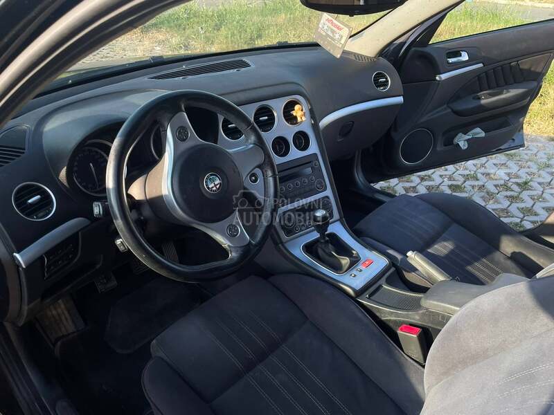 Alfa Romeo 159 