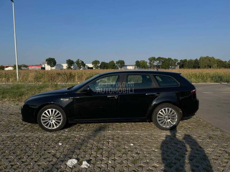 Alfa Romeo 159 