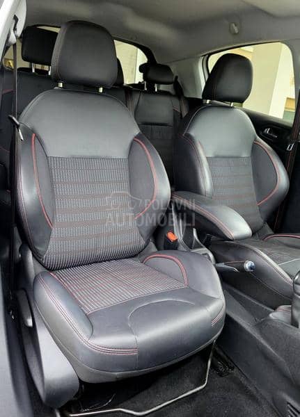 Peugeot 208 1.2i, GT Line, CH