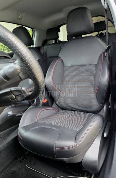 Peugeot 208 1.2i, GT Line, CH