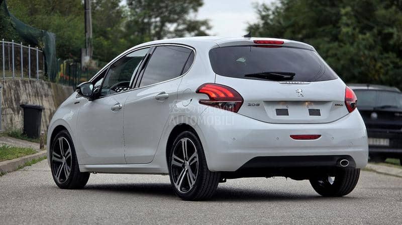 Peugeot 208 1.2i, GT Line, CH