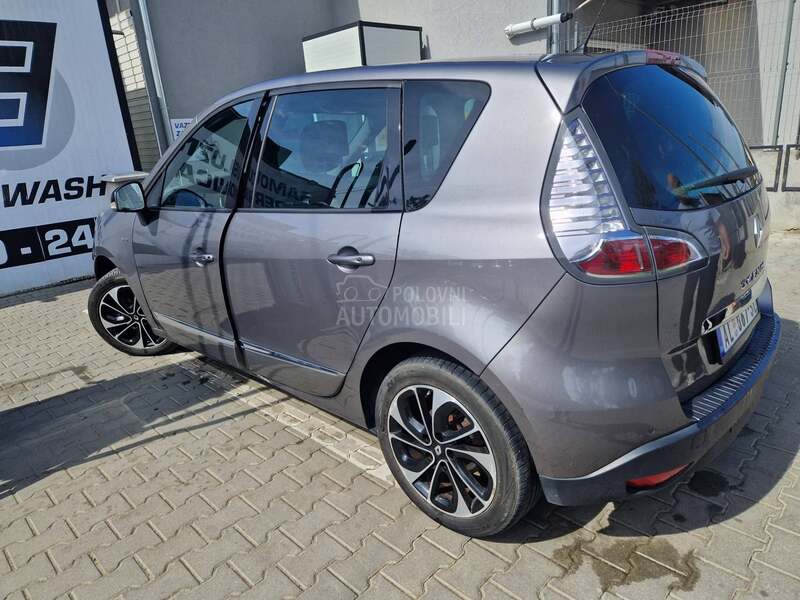 Renault Scenic BOSE