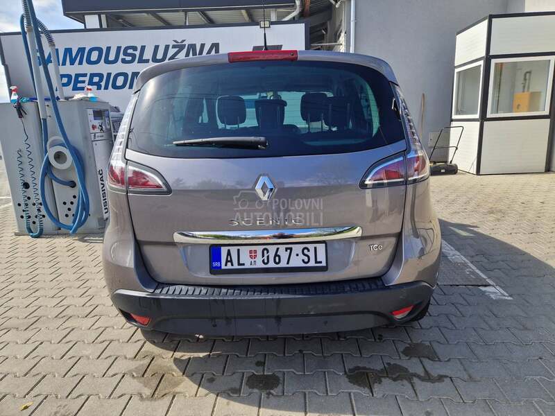 Renault Scenic BOSE