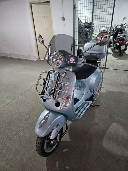 Vespa LX 125