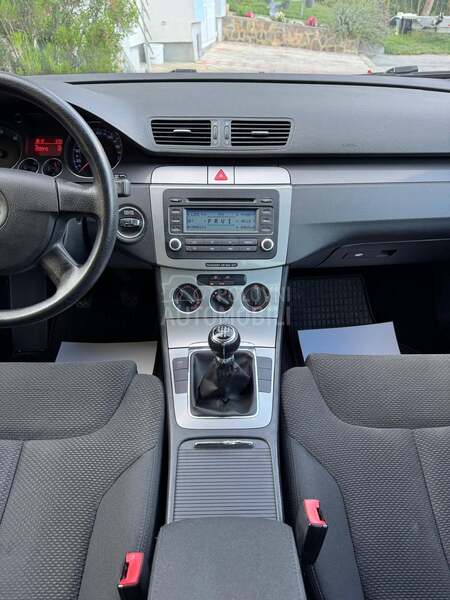 Volkswagen Passat B6 1.9 TDI BKC