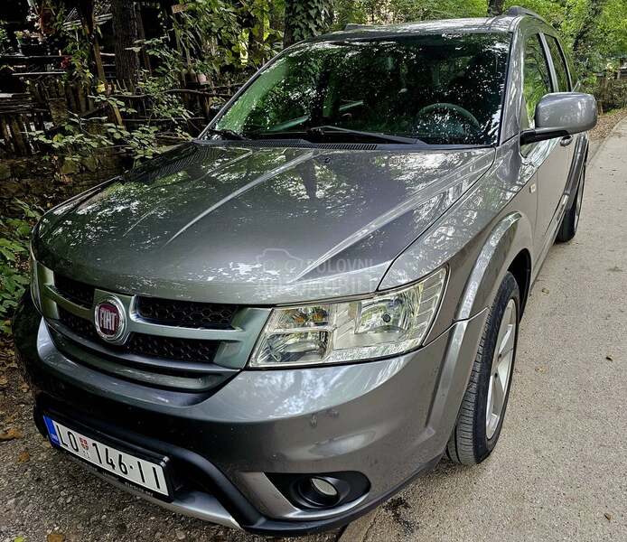 Fiat Freemont 