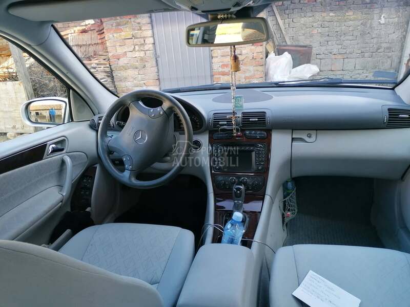 Mercedes Benz C 200 