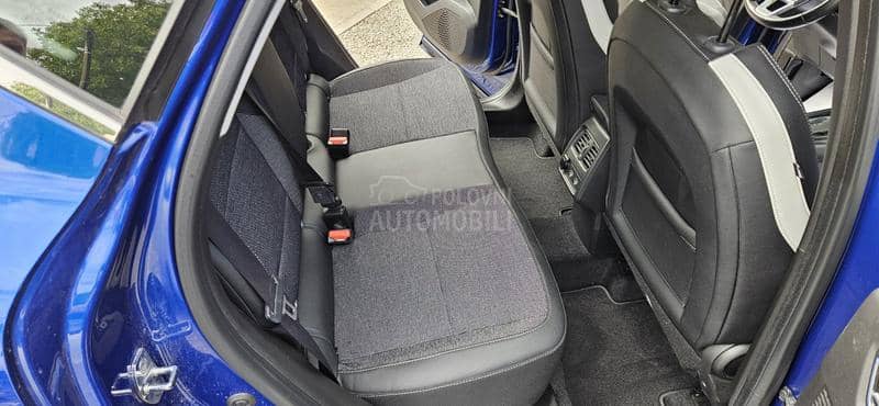 Renault Captur 1.3 TCE EDITION ONE Renault Captur 1.3 TCE EDITION ONE