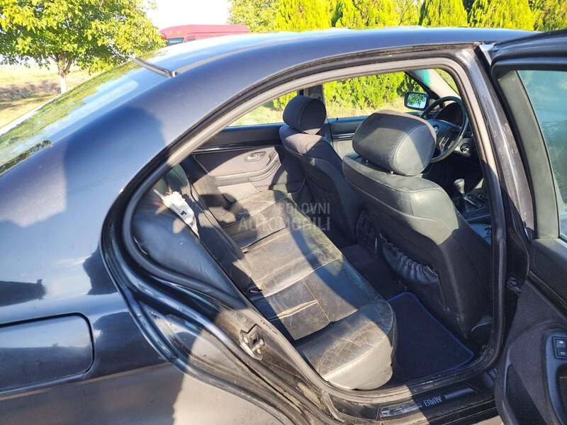 BMW 520 e39