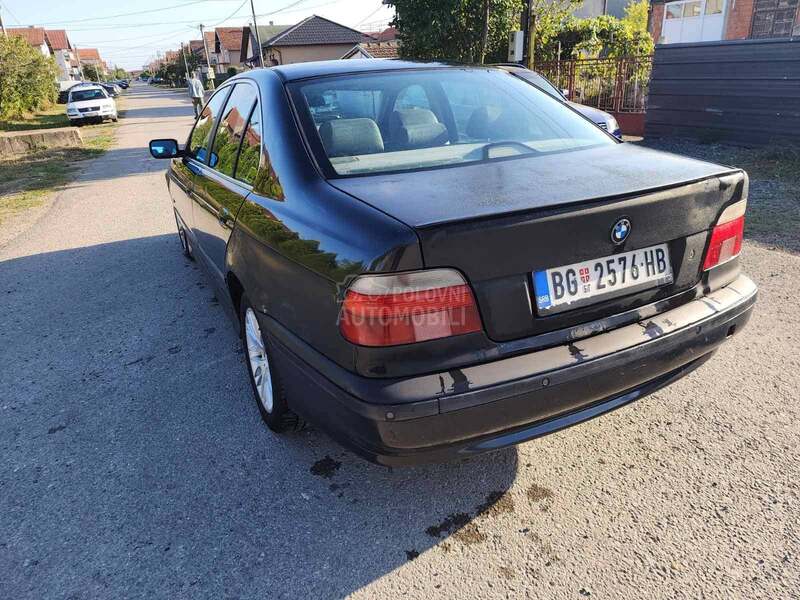 BMW 520 e39