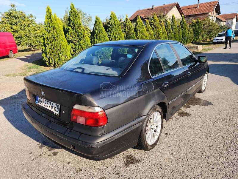 BMW 520 e39