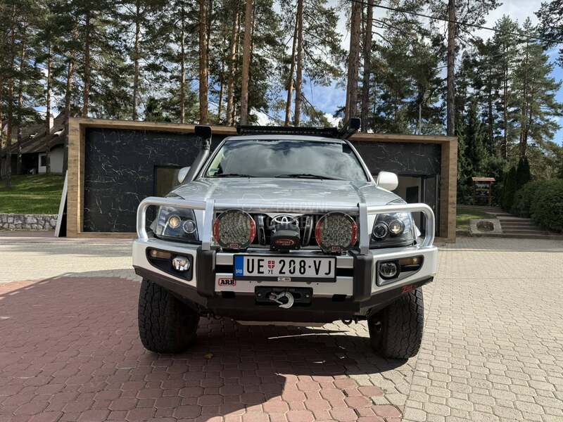 Toyota Land Cruiser ARB Off Road