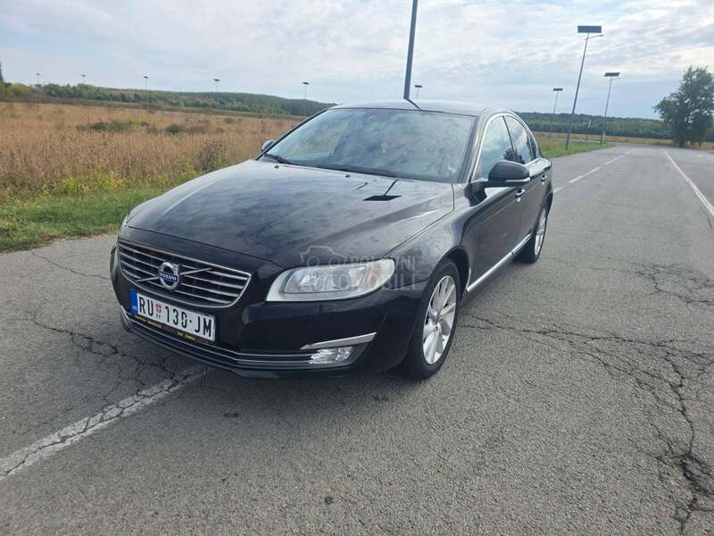 Volvo S80 