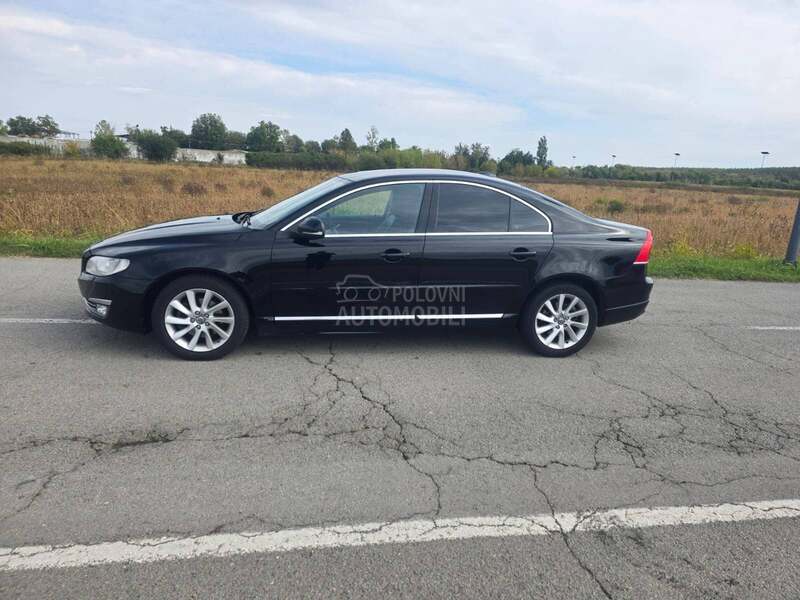 Volvo S80 