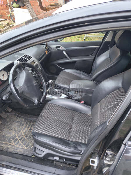 Peugeot 407 