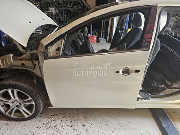 Prednja leva vrata bela za Fiat Bravo od 2007. do 2013. god.