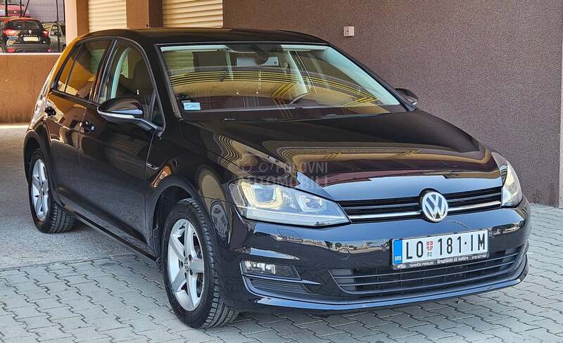 Volkswagen Golf 7 1.4 TSI LOUNGE