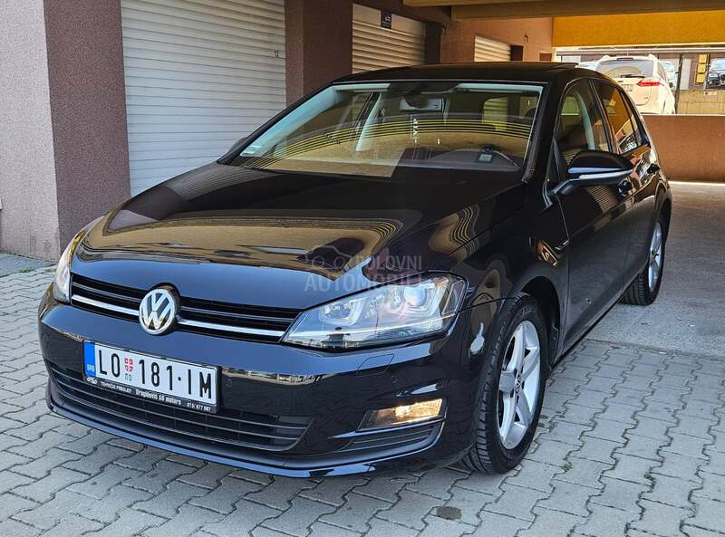 Volkswagen Golf 7 1.4 TSI LOUNGE