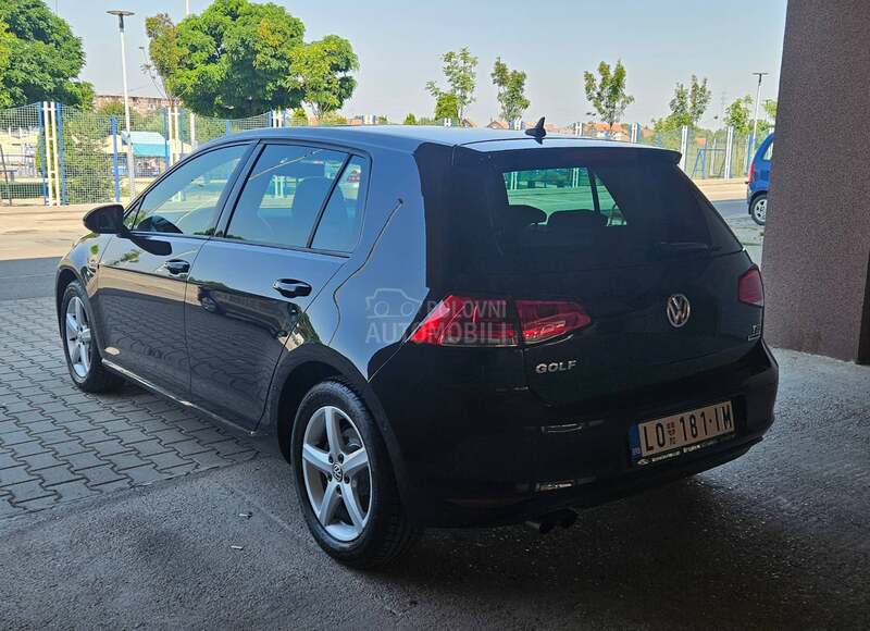 Volkswagen Golf 7 1.4 TSI LOUNGE