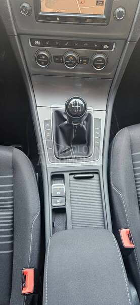 Volkswagen Golf 7 1.4 TSI LOUNGE