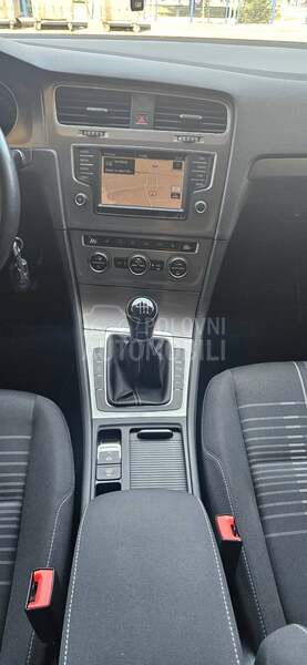 Volkswagen Golf 7 1.4 TSI LOUNGE
